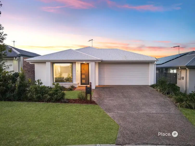 25 Flannery Terrace, Park Ridge QLD 4125