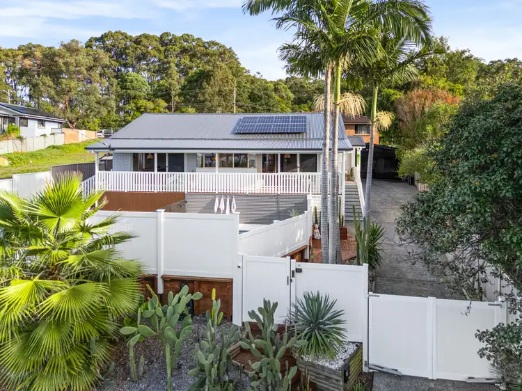 16 Wyong Road, Berkeley Vale NSW 2261