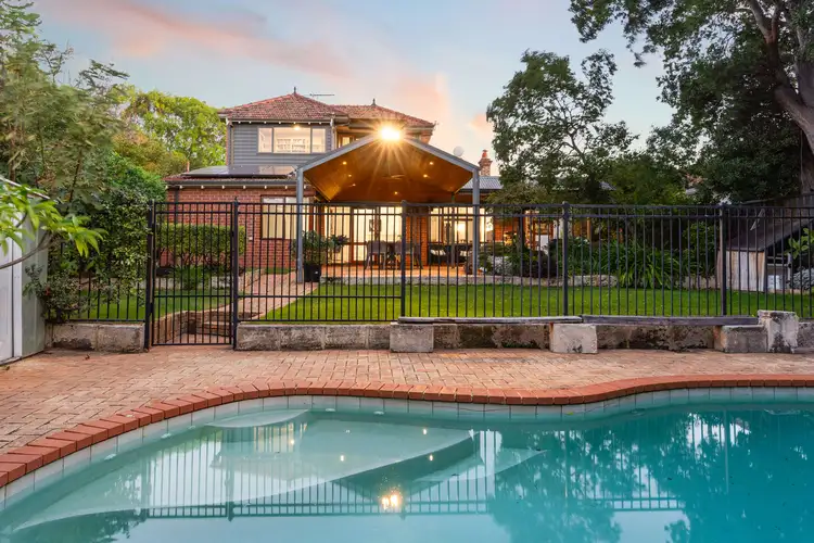 6 Winmarley Street, Floreat WA 6014