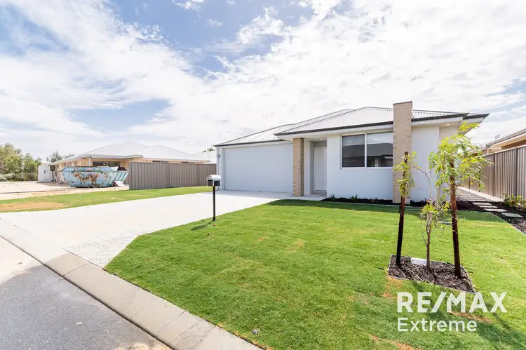 12 Chrysler Approach, Yanchep WA 6035