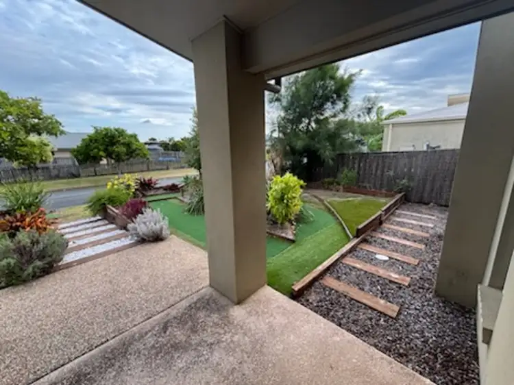 32 Miami Terrace, Blacks Beach QLD 4740