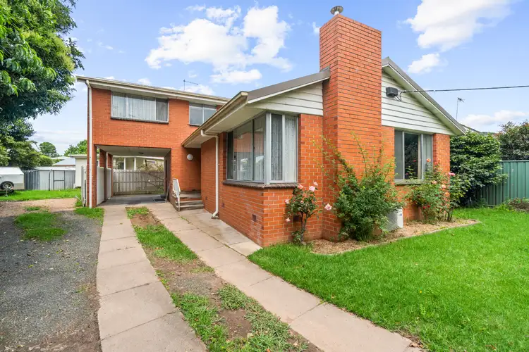 8 Alameda Drive, Sale VIC 3850