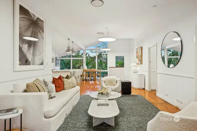 16 Rakeevan Road, Graceville QLD 4075