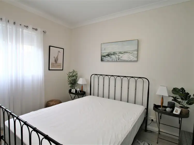 Fourth view of Homely unit listing, 42 Bellmans Road, Bushfield VIC 3281