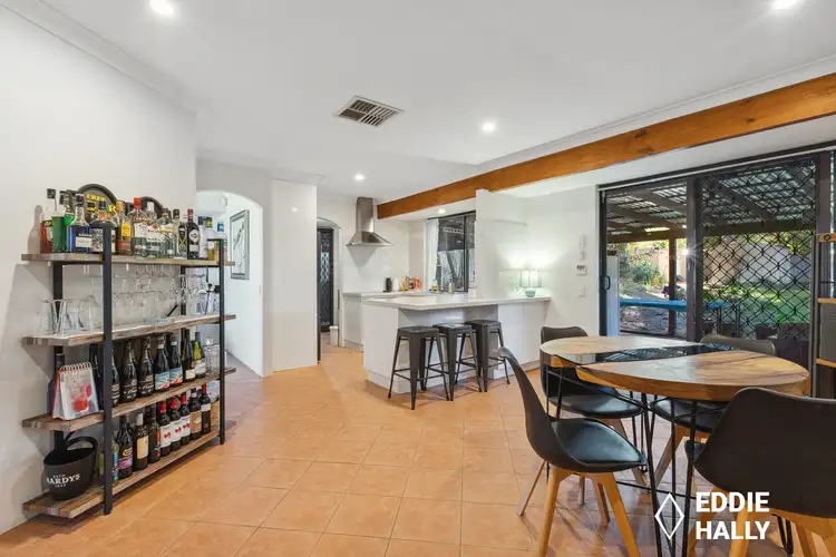 6 Tarndale Way, South Lake WA 6164