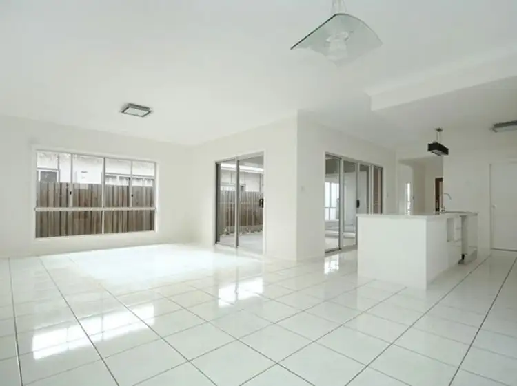 Fourth view of Homely unit listing, 19/21 Andersson Court, Highfields QLD 4352