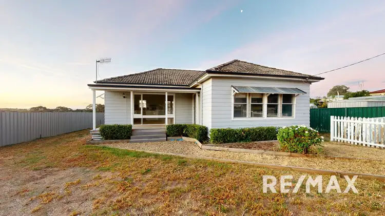 33 Hart Street, Junee NSW 2663