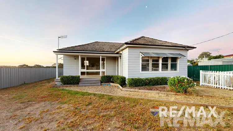33 Hart Street, Junee NSW 2663