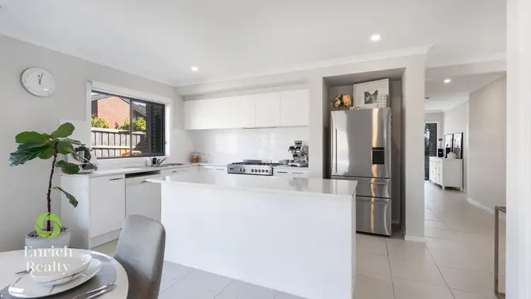 30 Grampians Drive, Moe VIC 3825