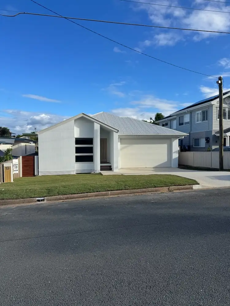 19 Robertson Avenue, Margate QLD 4019