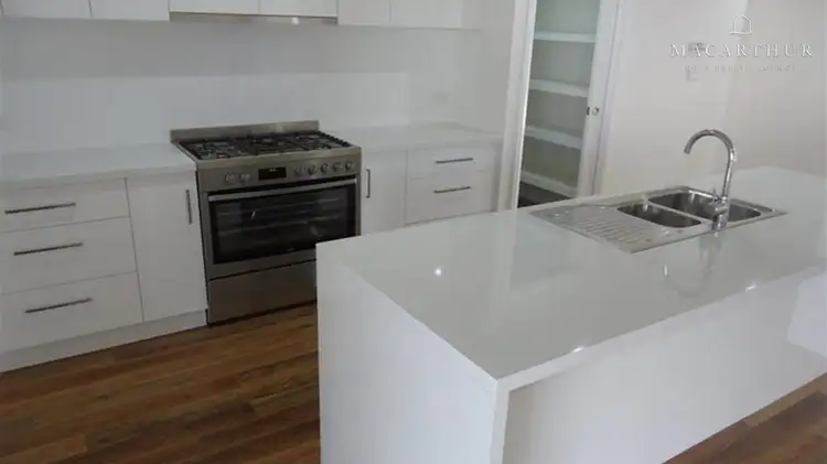 Second view of Homely house listing, 8 Goldstein Crescent, Lloyd NSW 2650