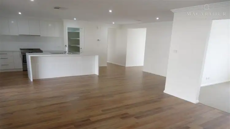 Third view of Homely house listing, 8 Goldstein Crescent, Lloyd NSW 2650