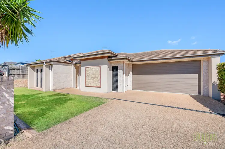 4 Dartmouth Close, Clinton QLD 4680