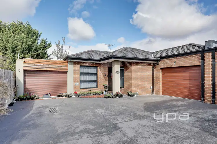 Main view of Homely unit listing, 3/2 Sylvia Close, Hillside VIC 3037