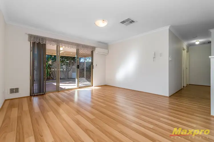 15/2 Cerberus Avenue, Parkwood WA 6147