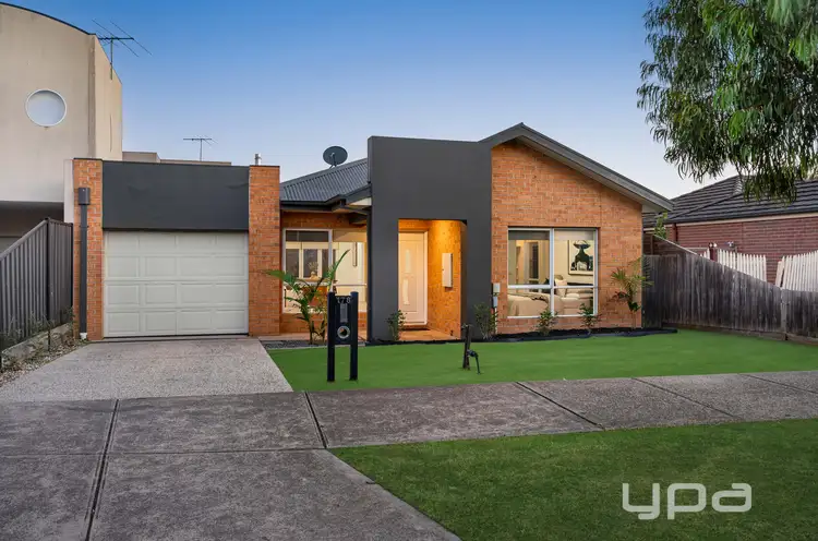 Second view of Homely house listing, 178 Gowanbrae Drive, Gowanbrae VIC 3043