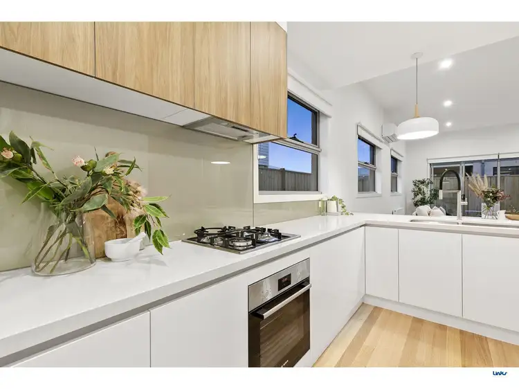 27 Taylor Street, Torquay VIC 3228