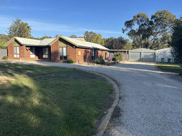 126-128 Bank Street, Howlong NSW 2643