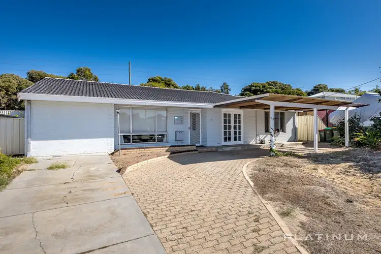 27 Macedon Place, Craigie WA 6025