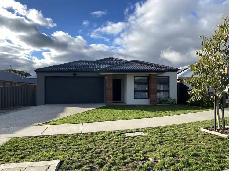 7 Cassinia Court, Canadian VIC 3350