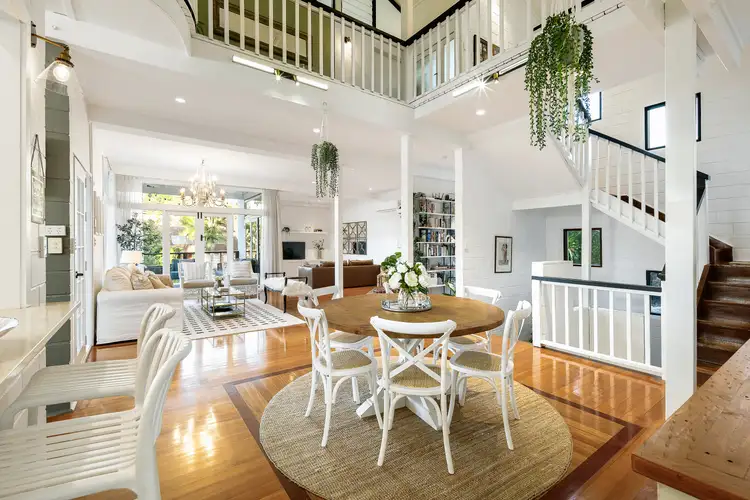 49 Goolman Street, Chapel Hill QLD 4069