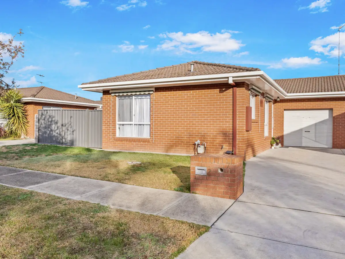 Main view of Homely unit listing, 2/7 Russell Avenue, Wangaratta VIC 3677