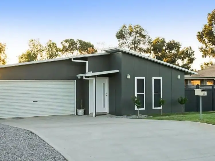 17 Hinton Drive, Gunnedah NSW 2380