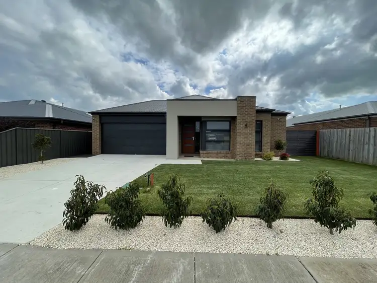18 Relph Avenue, Sale VIC 3850