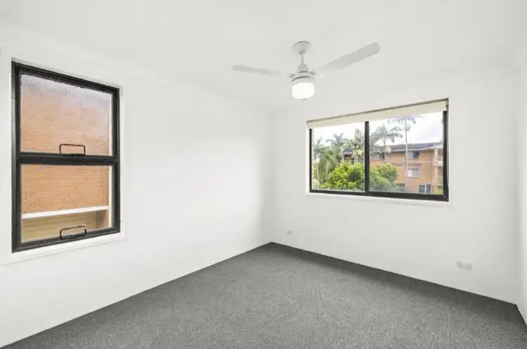 Fourth view of Homely unit listing, 4/4 Allara Avenue, Palm Beach QLD 4221