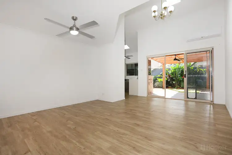 14/272 Oxley Drive, Coombabah QLD 4216