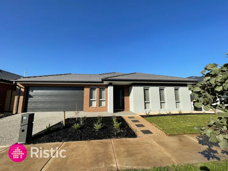 37 Isherwood Road, Deanside VIC 3336