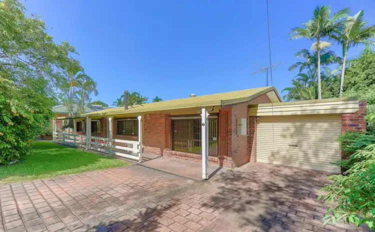 7 Eacham Street, Petrie QLD 4502