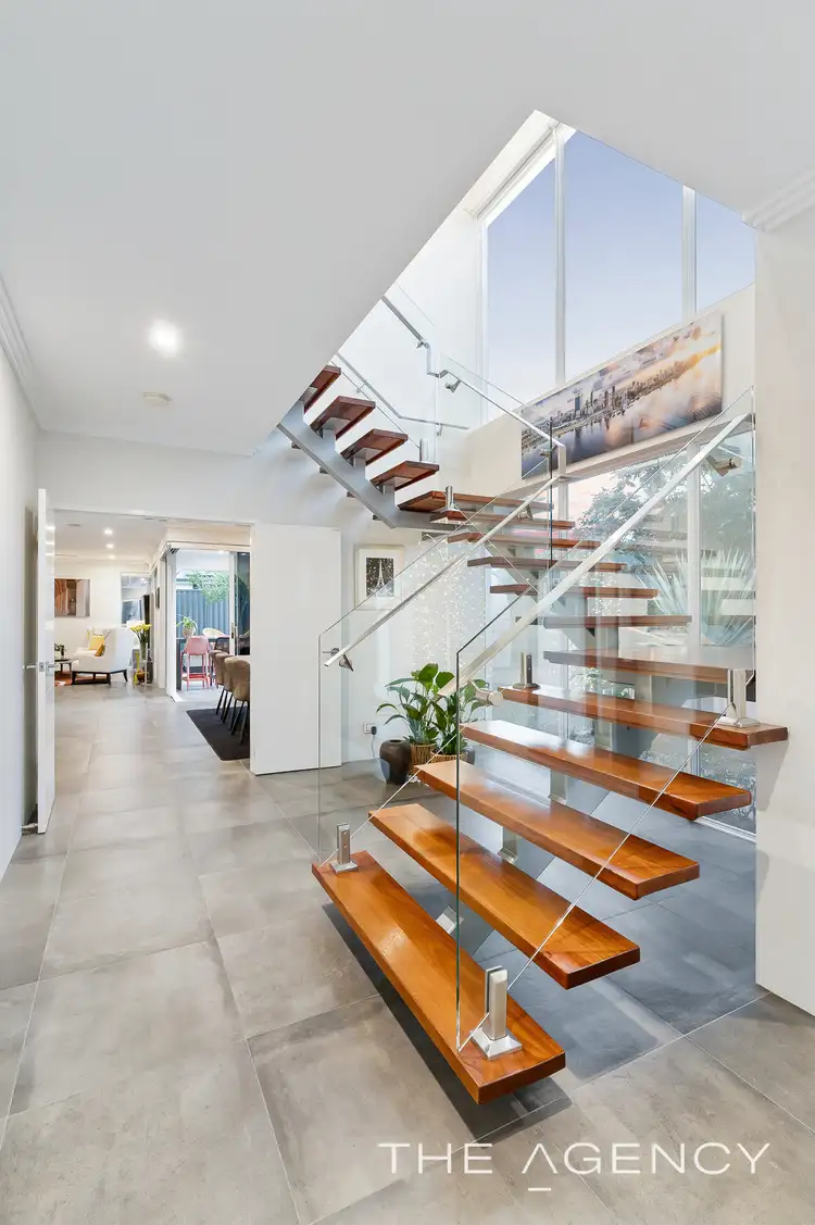 21 Aniseed Road, Treeby WA 6164