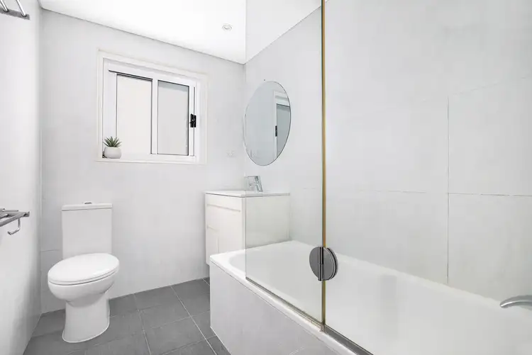 Fourth view of Homely apartment listing, 4/102 Dudley Street, Coogee NSW 2034