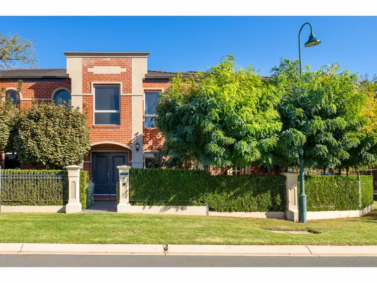 17 Maryland Way, Albury NSW 2640