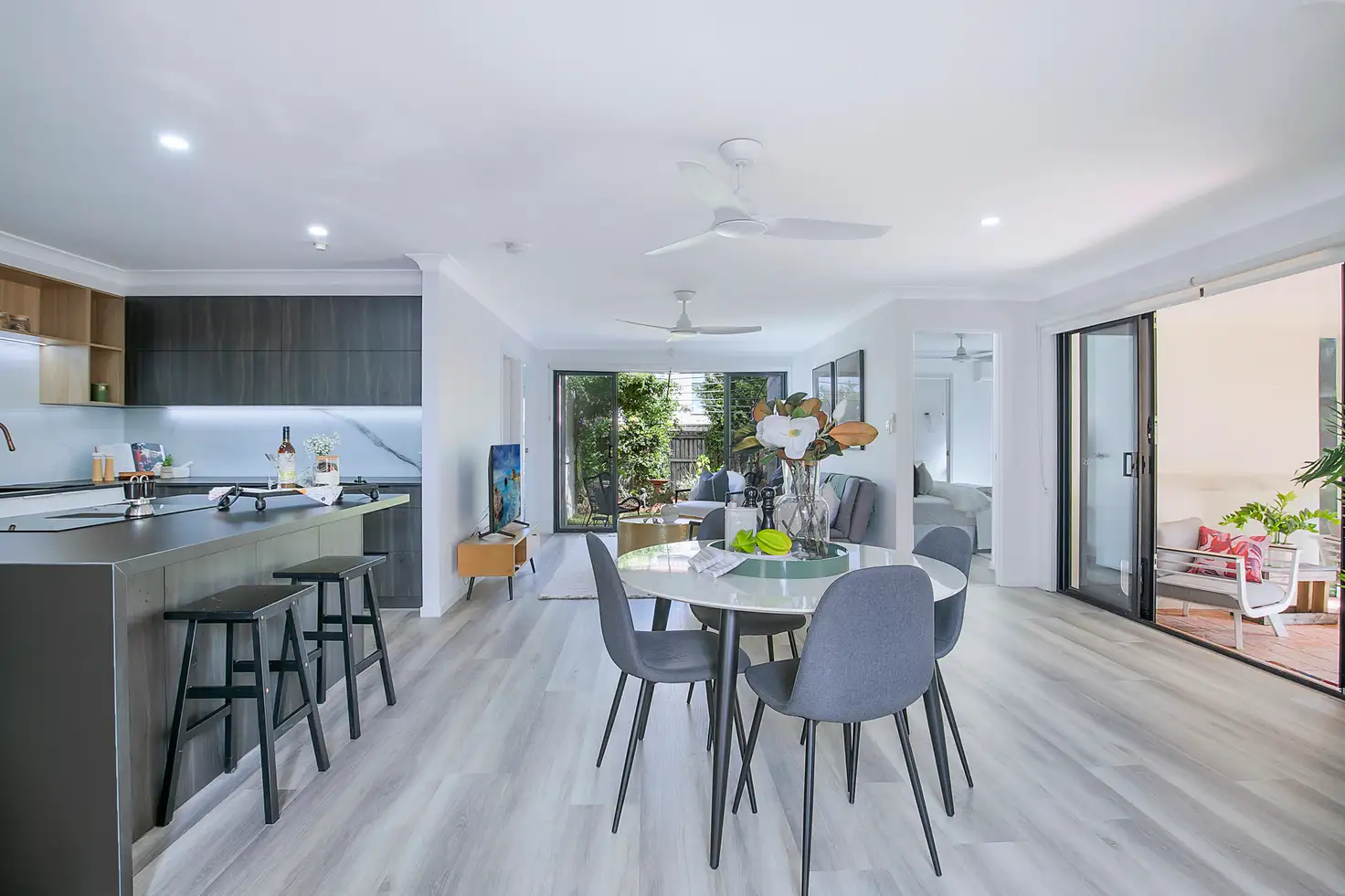 Main view of Homely townhouse listing, 25/74 Plaza Street, Wynnum West QLD 4178