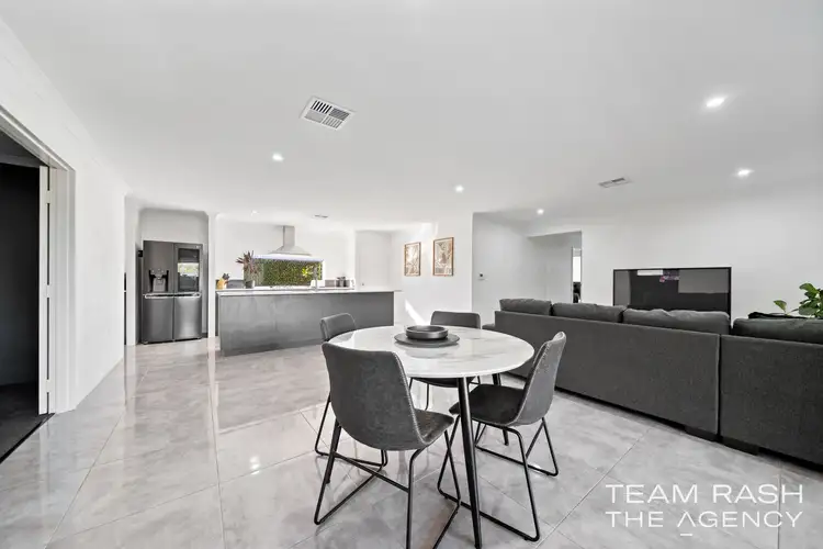 69 Solandri Bend, Banksia Grove WA 6031