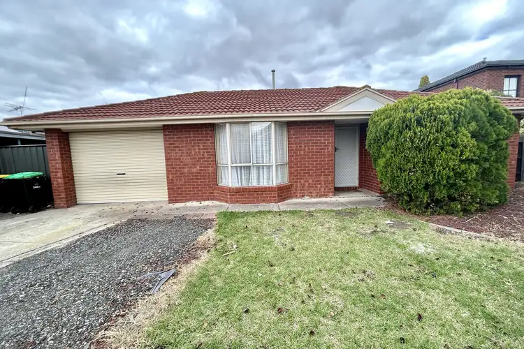 29 Catherine Drive, Hillside VIC 3037