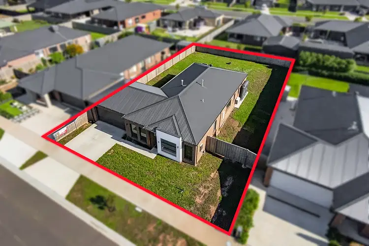Second view of Homely house listing, 8 Wynd Street, Sale VIC 3850
