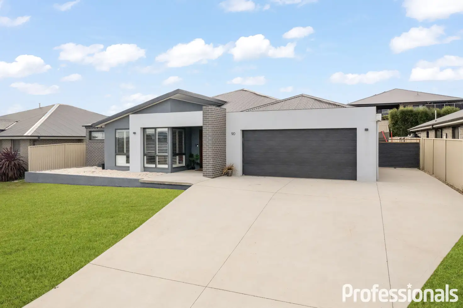 Main view of Homely house listing, 90 Wentworth Drive, Kelso NSW 2795
