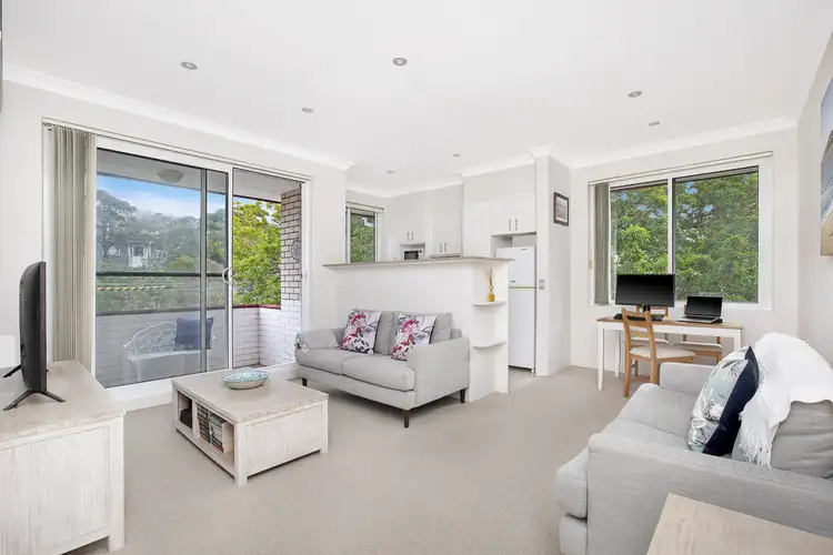 9/11 Carr Street, Coogee NSW 2034