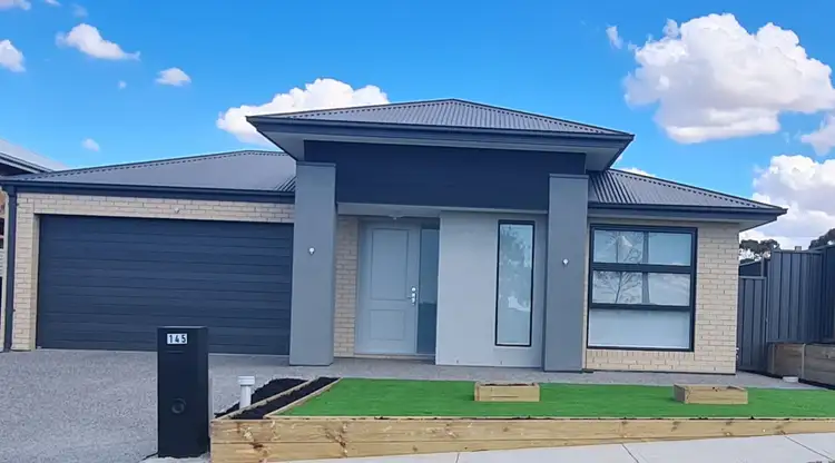 145 Elizabeth Drive, Sunbury VIC 3429
