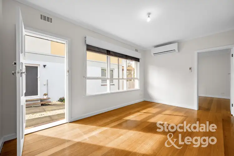 Second view of Homely unit listing, 3/21 Wattle Place, Mccrae VIC 3938