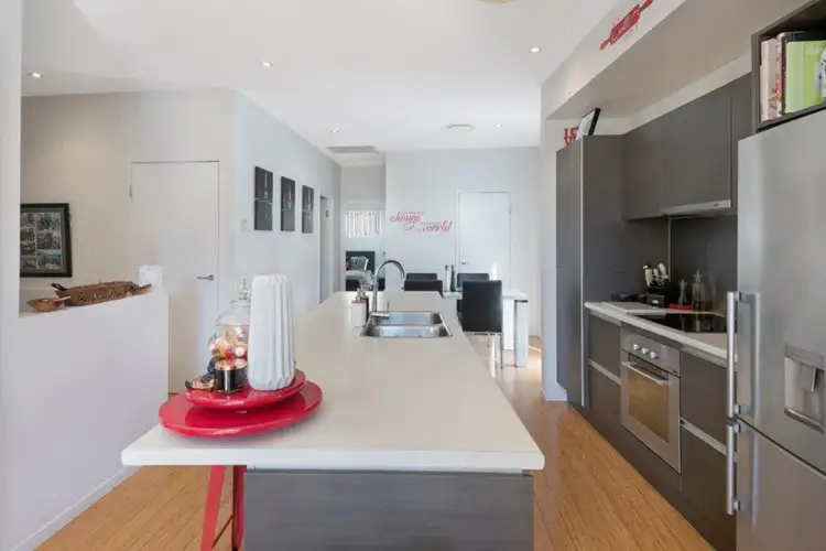 24 Mingoola Street