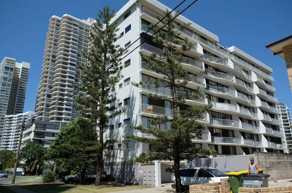 Main view of Homely unit listing, 26/5 Queensland Avenue, Broadbeach QLD 4218