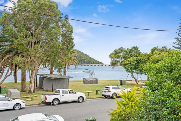 Main view of Homely apartment listing, 3/40 Murlong Crescent, Palm Beach QLD 4221