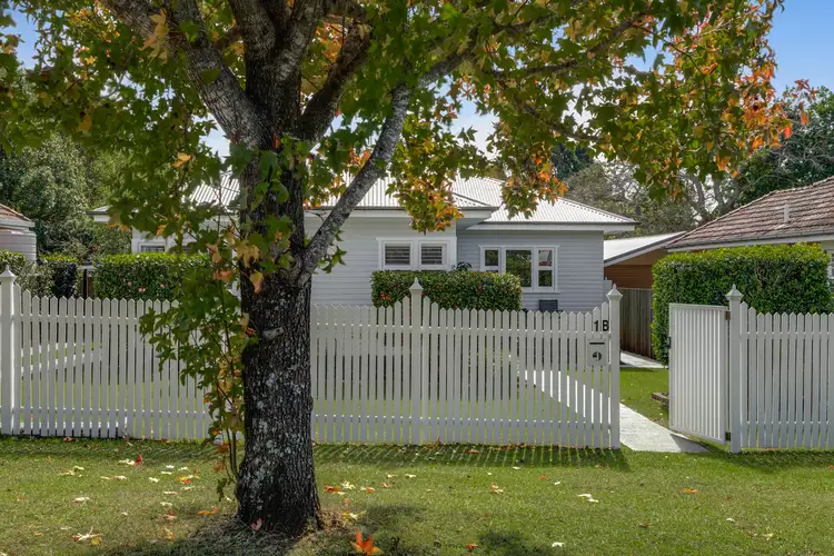 1B Wallace Street, Newtown QLD 4350