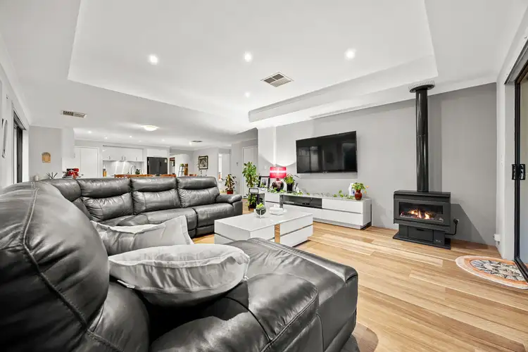 Sixth view of Homely house listing, 15 Hoskin Way, Baldivis WA 6171
