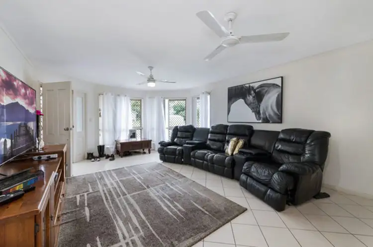 Fourth view of Homely unit listing, 2/5 Pandanus Street, Moore Park Beach QLD 4670