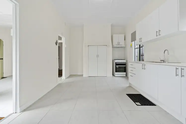 Fourth view of Homely flat listing, 2/69 Spring Street, West End QLD 4101